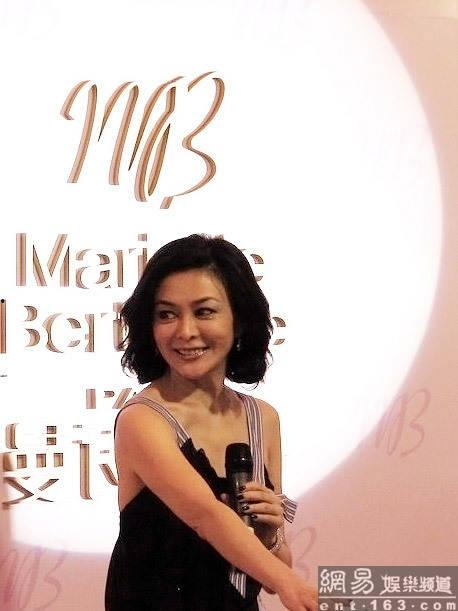 关之琳代言花絮,镜头背后的时尚魅力瞬间