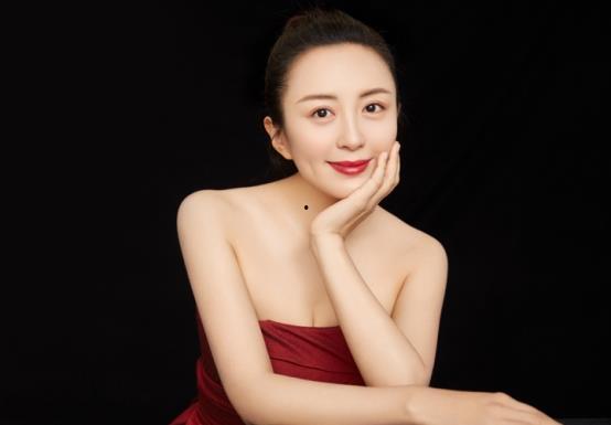 杨童舒照片个人资料